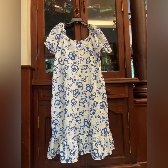 M&S Collection
Linen Rich Floral Square Neck Midi Dress - Picture 2 of 3